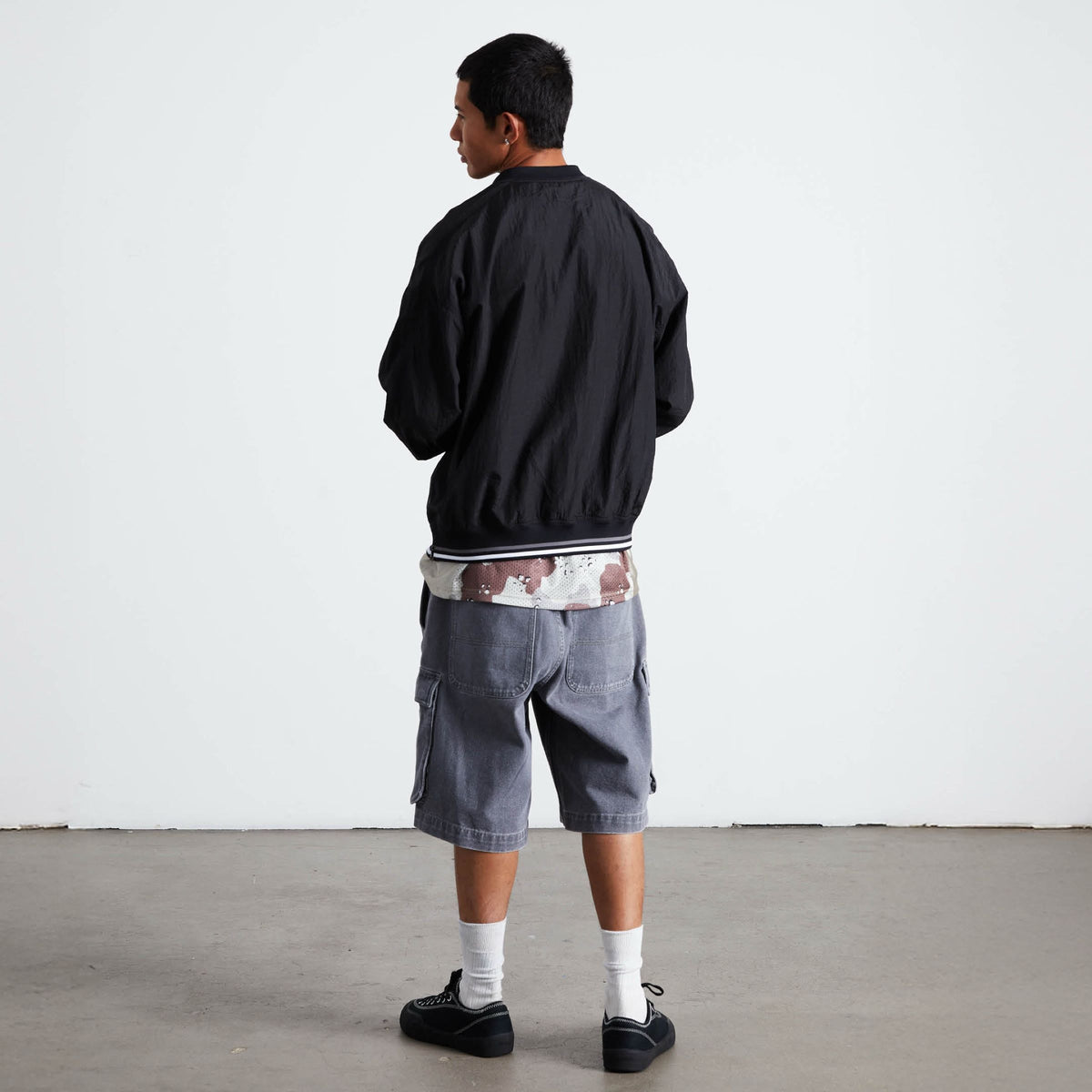 89 Pullover Windshirt