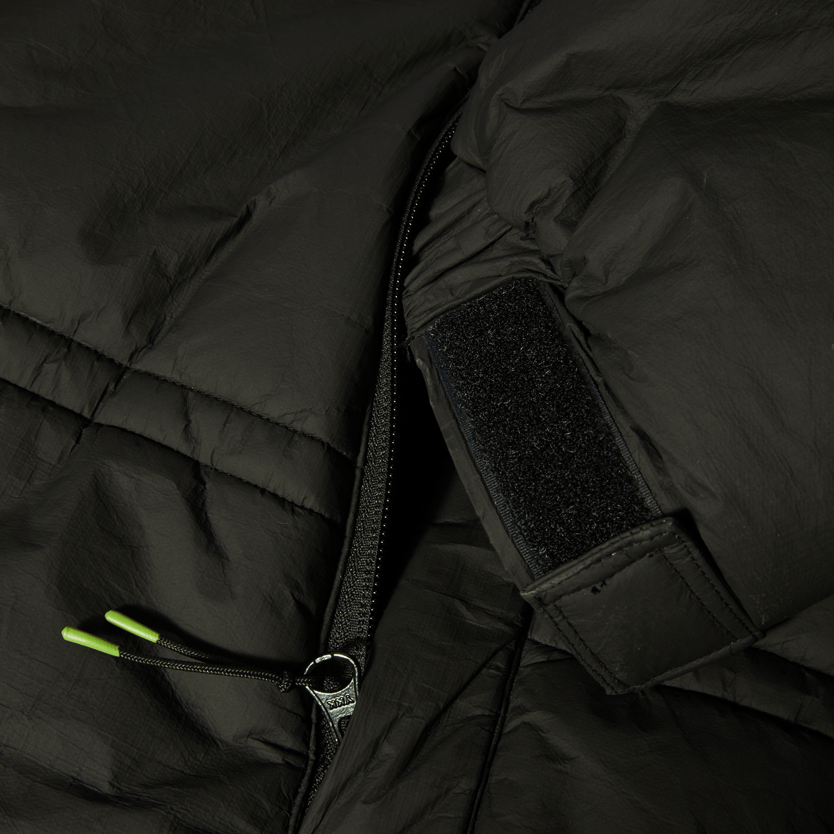 Huf 89 Tyvek Puffer Black