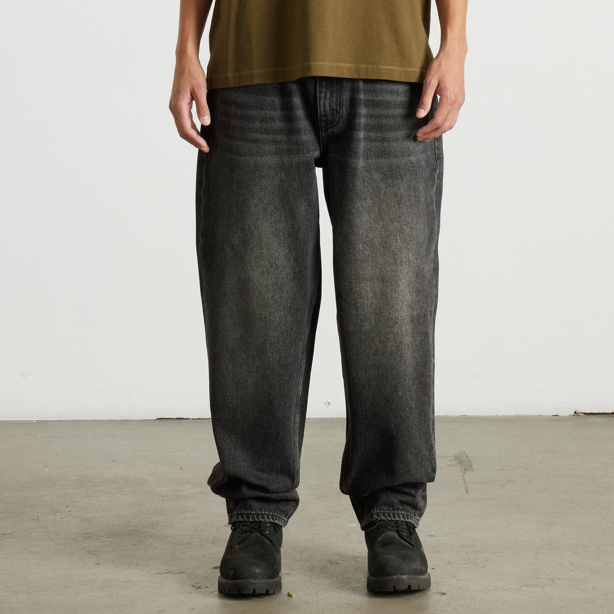 HUF Cromer Faded Pant Sanded Black