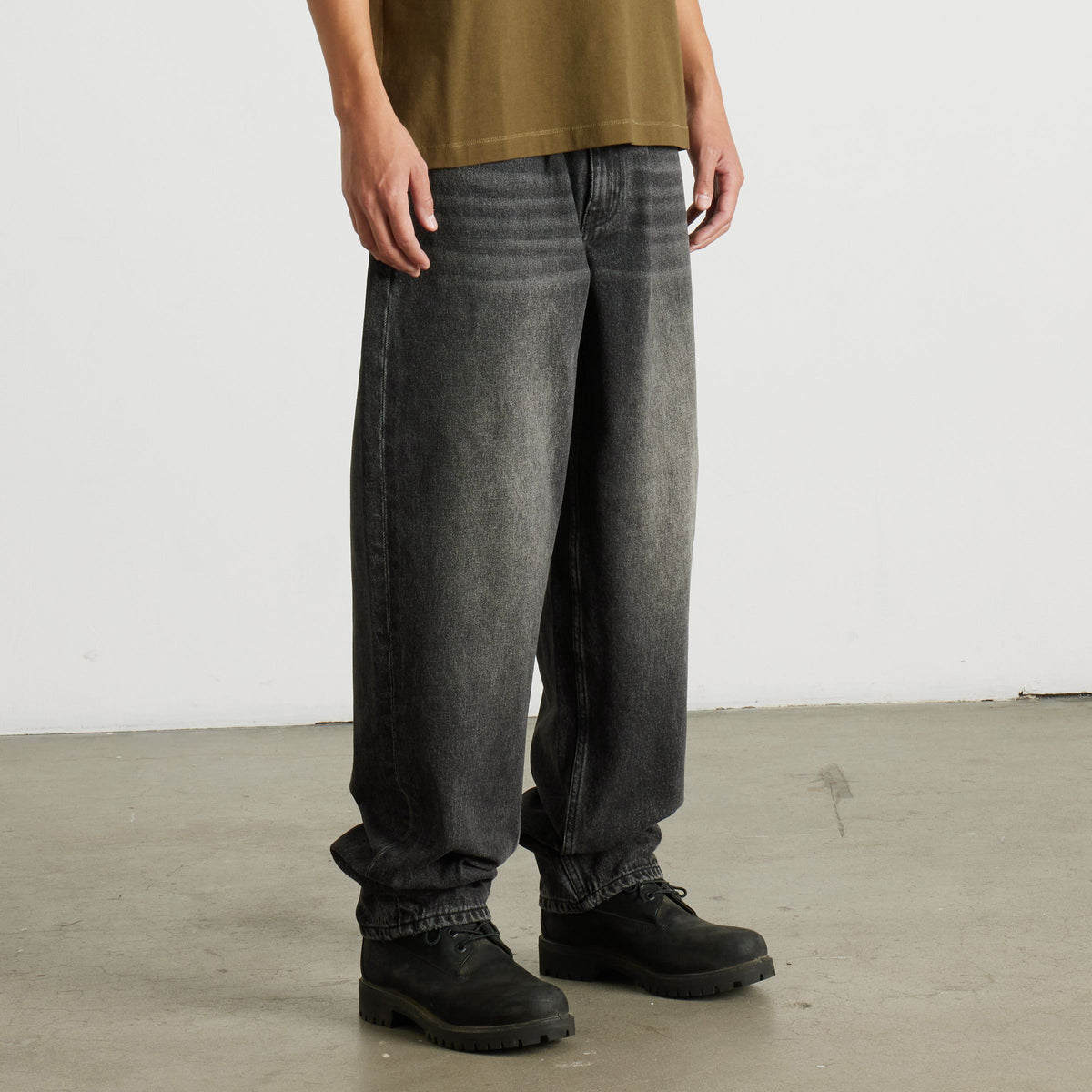 HUF Cromer Faded Pant Sanded Black