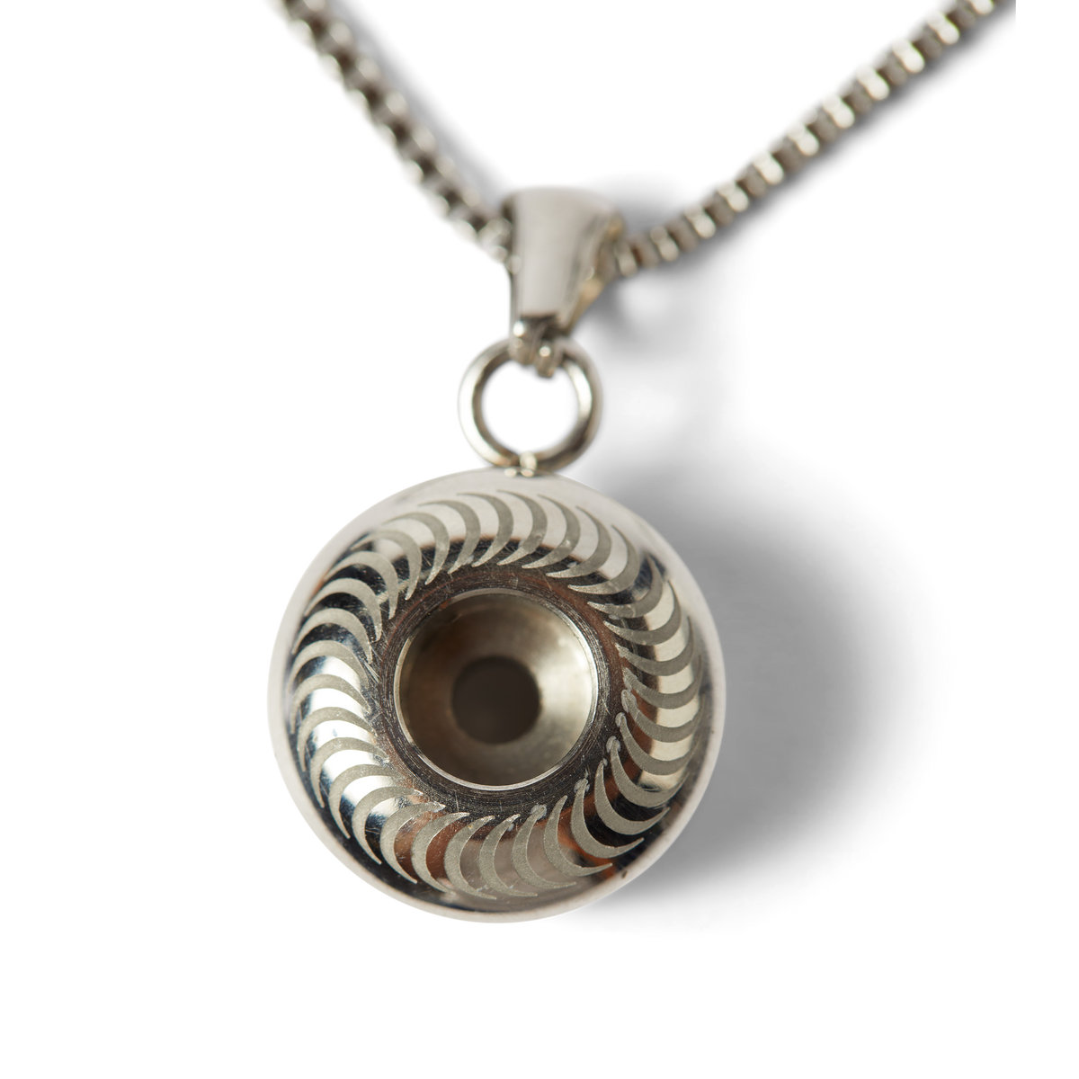 Huf Huf X Spitfire Classic Pendant Silver