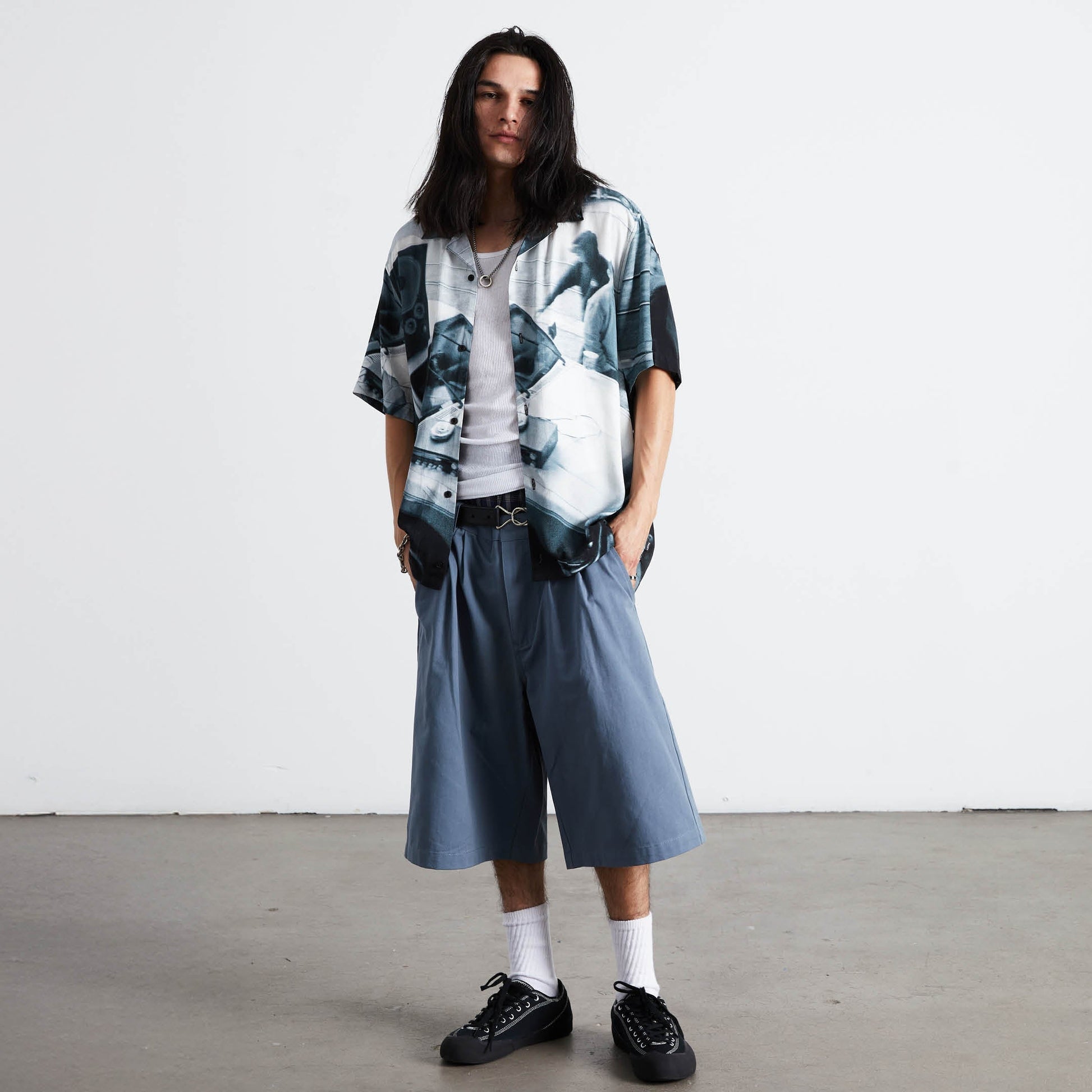 Huf Sorta Long Chino Short Oil Blue